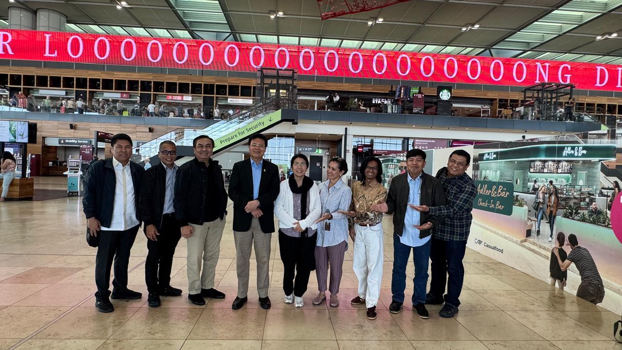 Dari Hamburg ke Berlin: Delegasi Universitas HKBP Nommensen Jalani Diplomasi Akademik dan Wisata Budaya