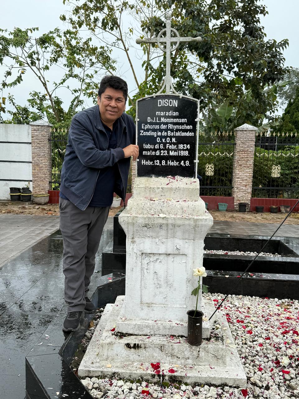 NAPAK TILAS MAKAM IL NOMMENSEN: Mengenang Jejak Pelayanan Sang Apostel di Sigumpar